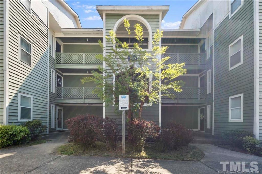 983 Stewarts Creek Dr, Fayetteville, NC 28314 Raleigh Realty