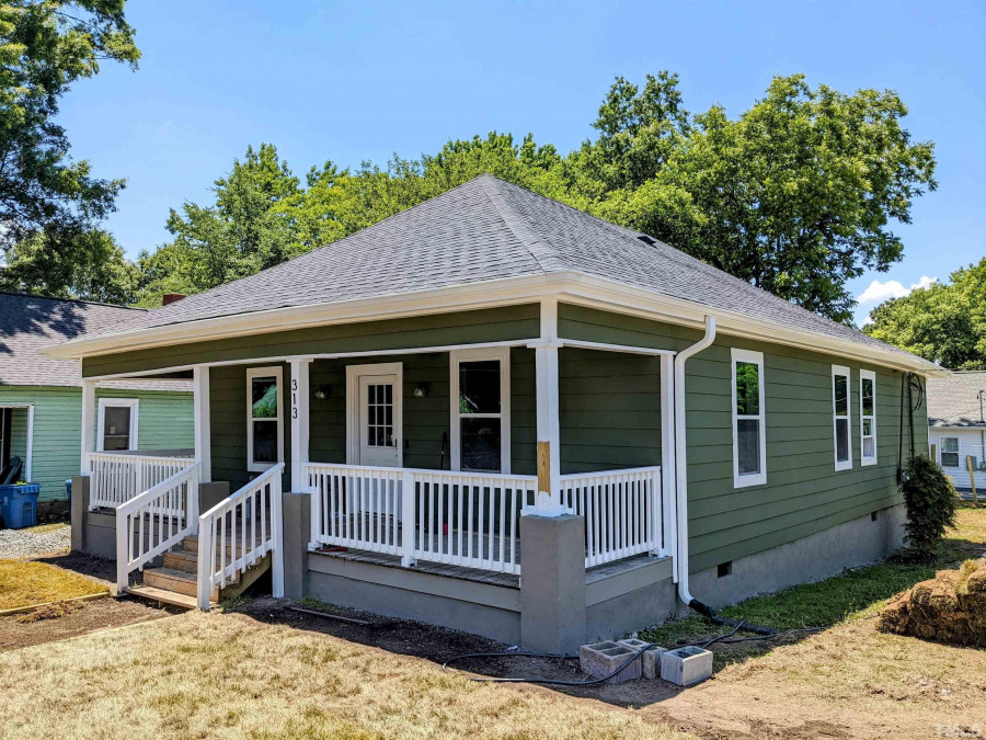 313 Cherry Grove St, Durham, NC 27703 Raleigh Realty