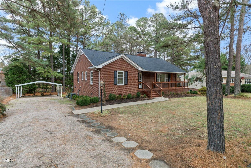 303 Forest Rd Oxford, NC 27565