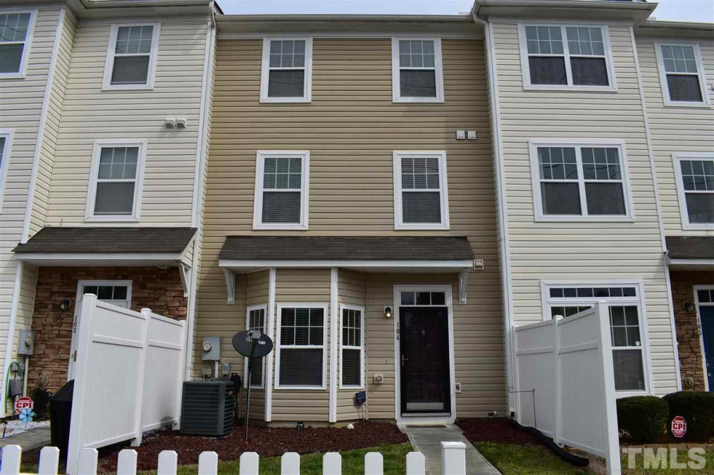 351 Gilman Ln, Raleigh, NC 27610 Raleigh Realty