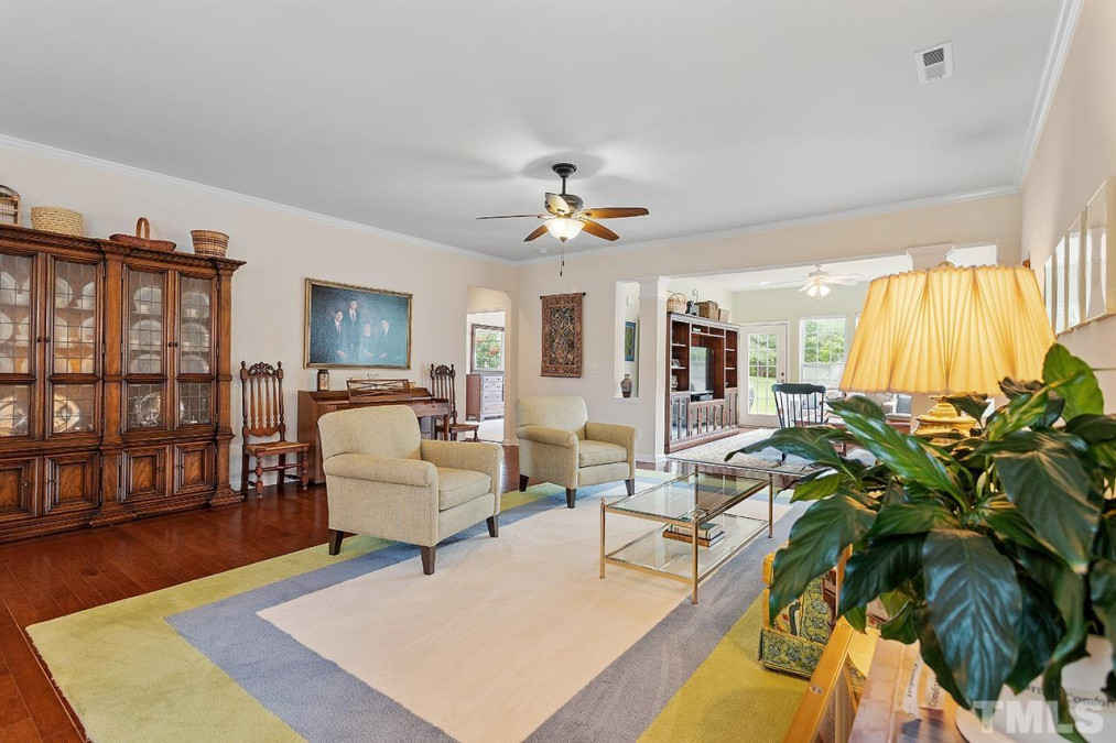 661 Lipford Dr Cary, NC 27519