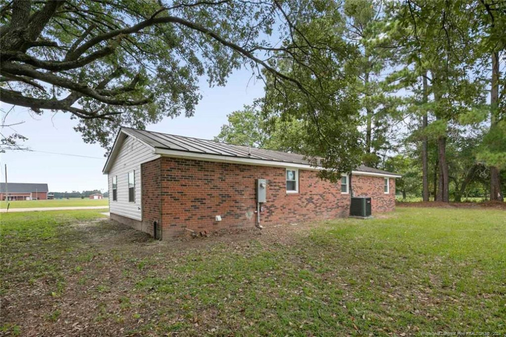 1346 Rennert Rd Lumberton, NC 28360