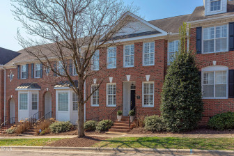 105 Nolen Ln Chapel Hill, NC 27516