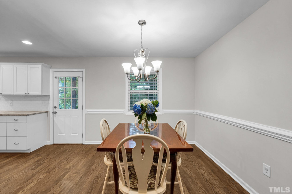 516 Northclift Dr, Raleigh, NC 27609 Raleigh Realty