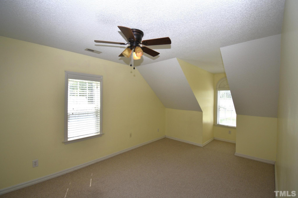 162 Windsor Green Dr Clayton, NC 27527