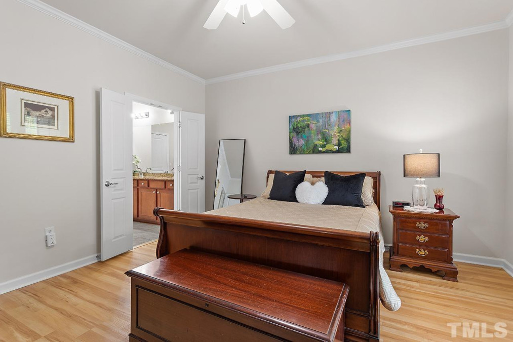 126 Arvind Oaks Cir Cary, NC 27519