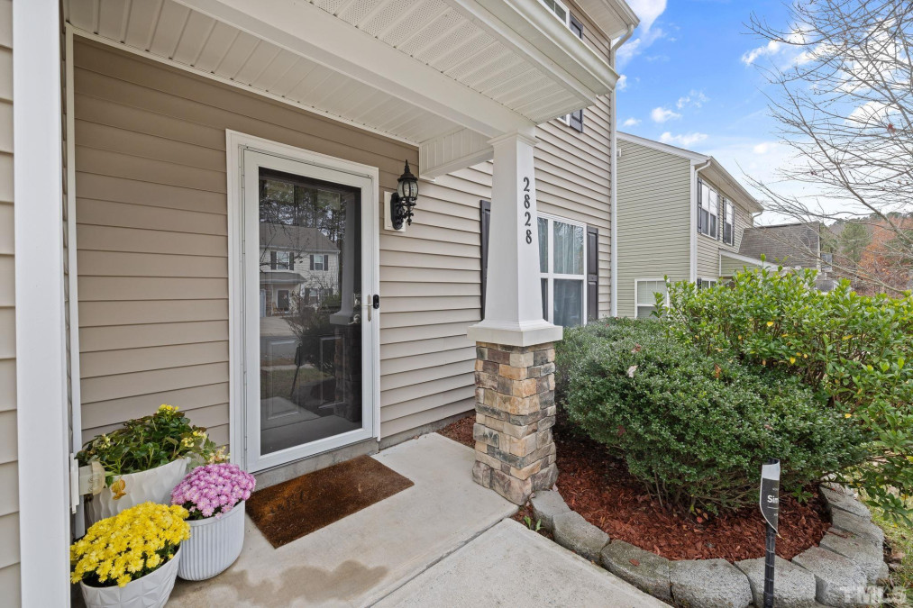 2828 Tulip Poplar Cir Durham, NC 27704