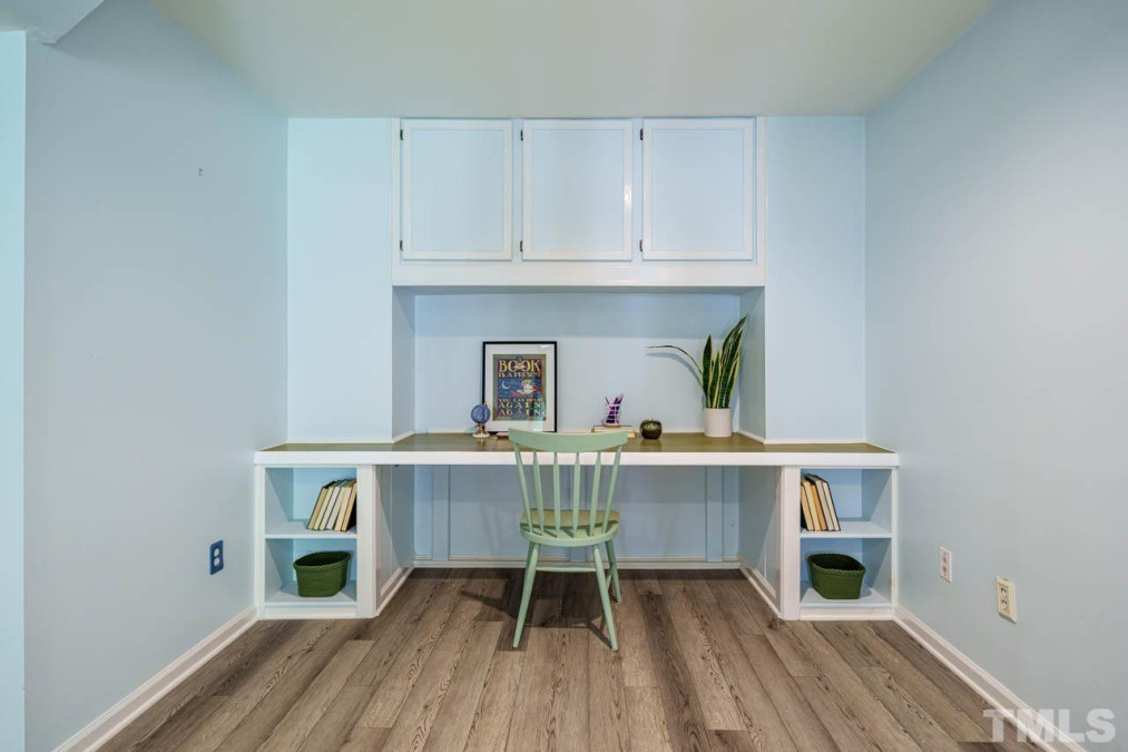 109 Amber Ct Carrboro, NC 27510