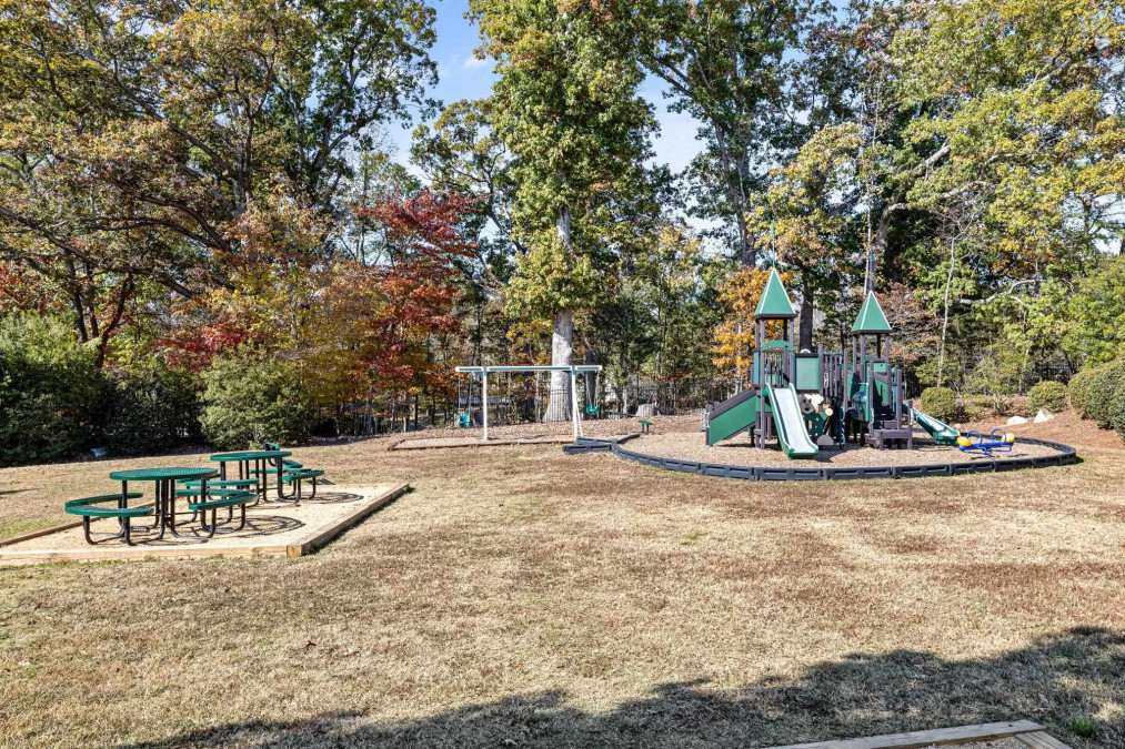 434 Hidden Treasure Dr Durham, NC 27712