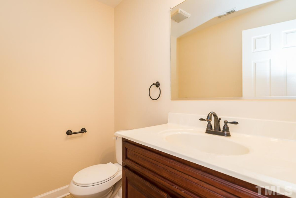 3405 Old Hillsborough Rd Mebane, NC 27302