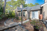 2 Dartford Ct Chapel Hill, NC 27517