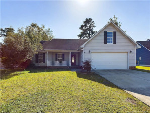 107 Somerset Dr Raeford, NC 28376