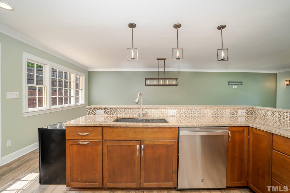 4505 Lindsay Dr Raleigh, NC 27612