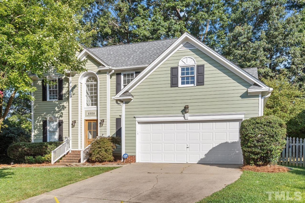 5308 Halcott Ct Raleigh, NC 27613