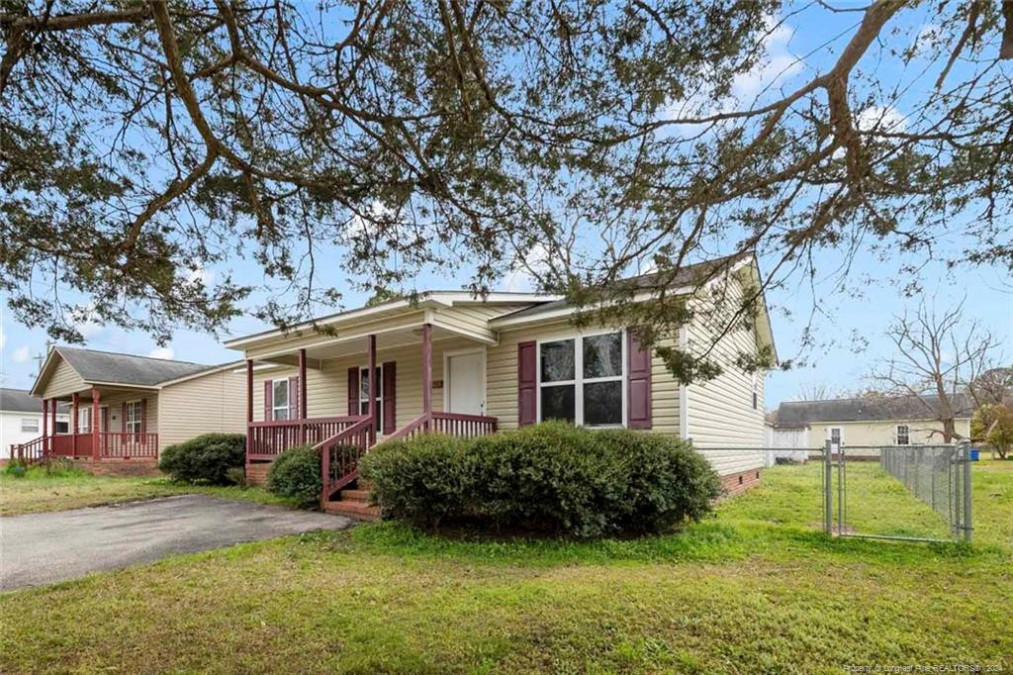 424 Vanstory St, Fayetteville, NC 28301 Raleigh Realty