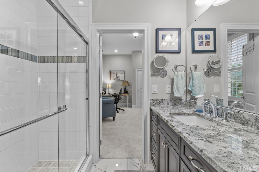 2611 Silas Peak Ln Apex, NC 27523
