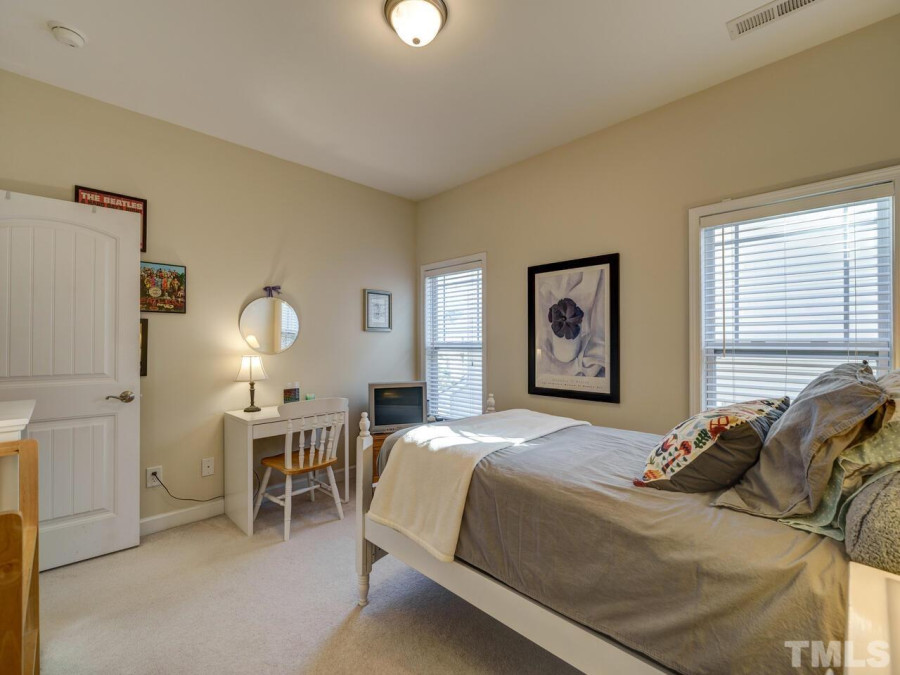 548 Hadlow St Fuquay Varina, NC 27526
