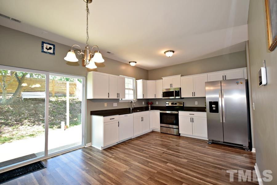 1316 Kinsfolk Cir Raleigh, NC 27610