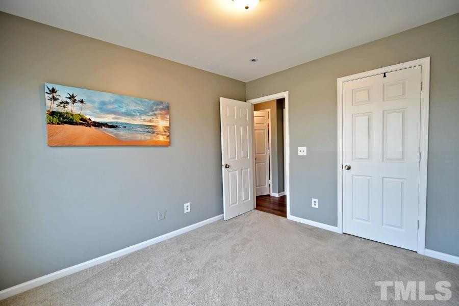 1316 Kinsfolk Cir Raleigh, NC 27610