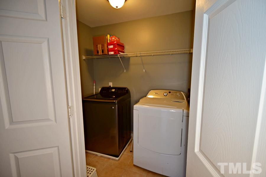 1316 Kinsfolk Cir Raleigh, NC 27610