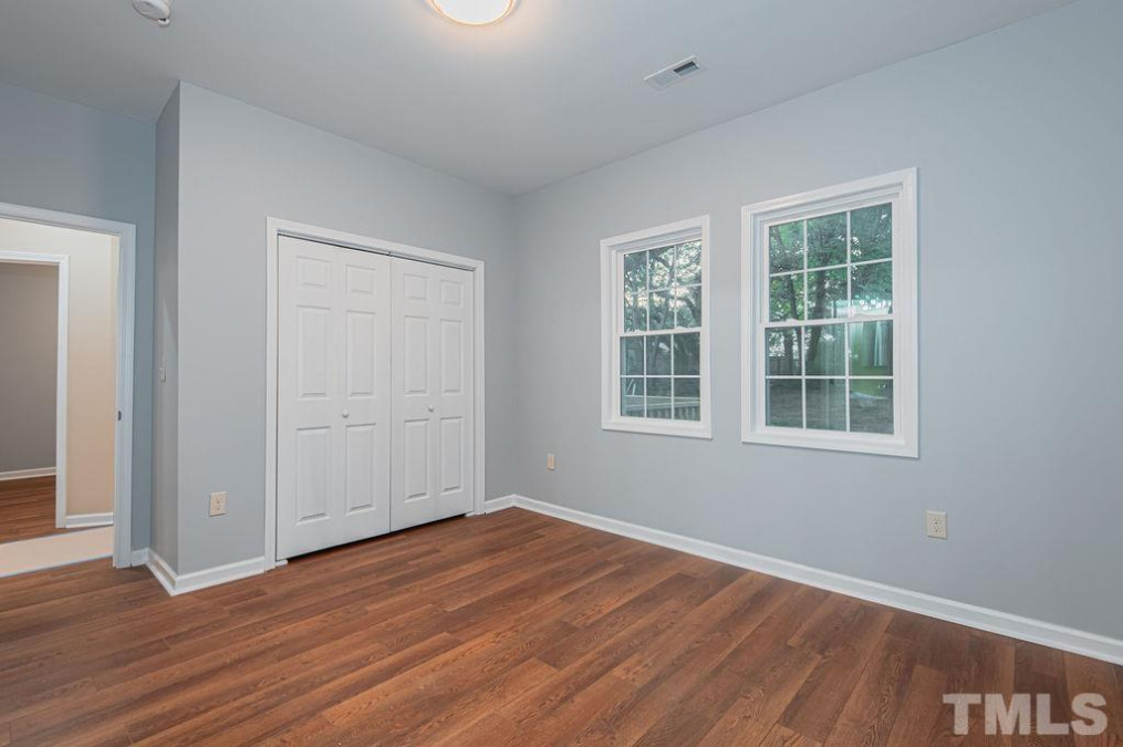 909 Church St Burlington, NC 27215