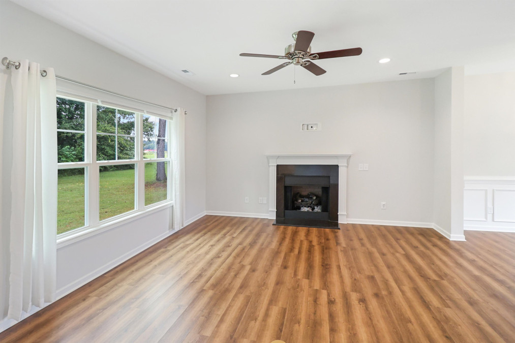 209 Winterlochen Dr Dunn, NC 28334