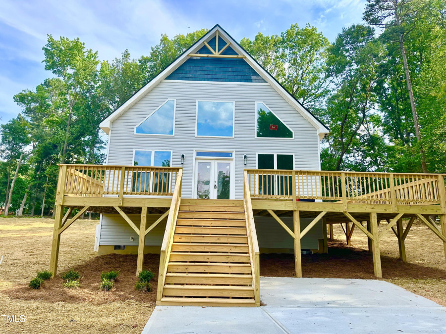 253 Sandy Point Dr Ln Manson, NC 27553