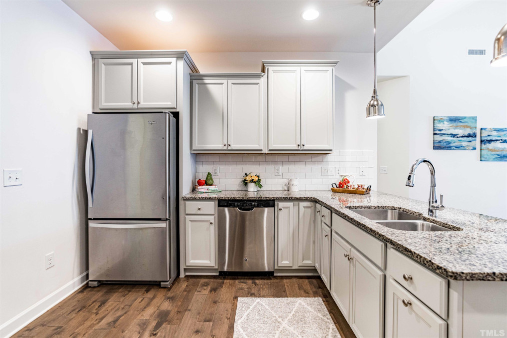 95 Radcliffe Ct, Clayton, NC 27527 Raleigh Realty