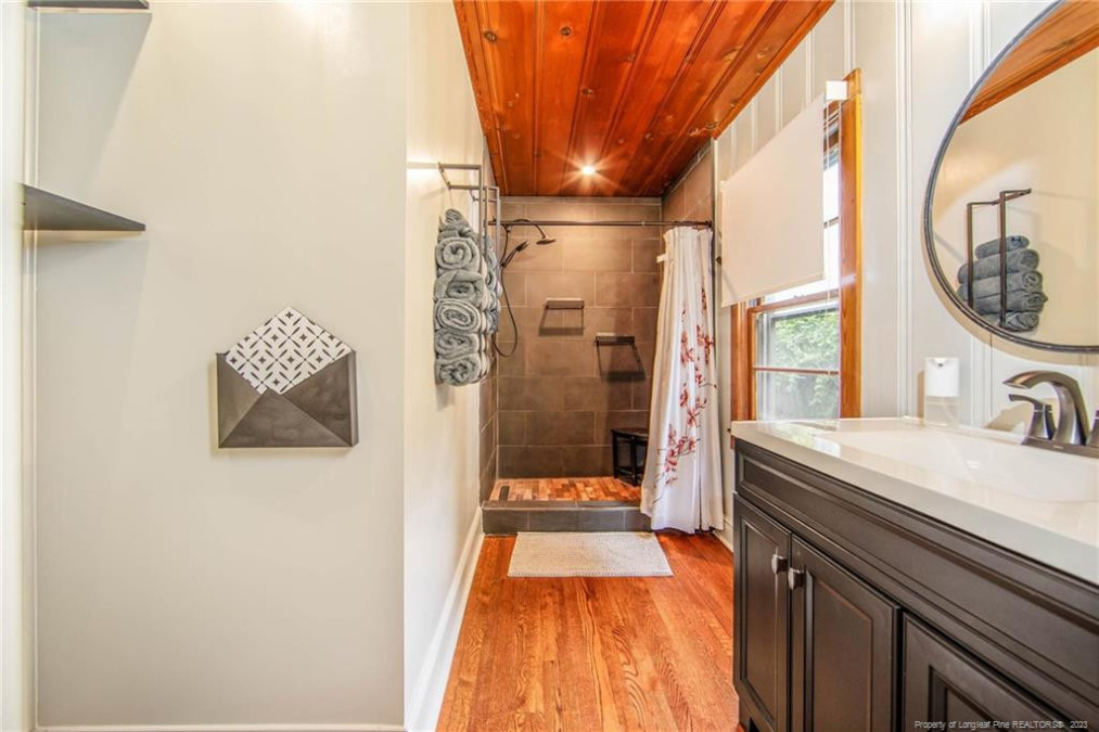 912 Anarine Fayetteville, NC 28303