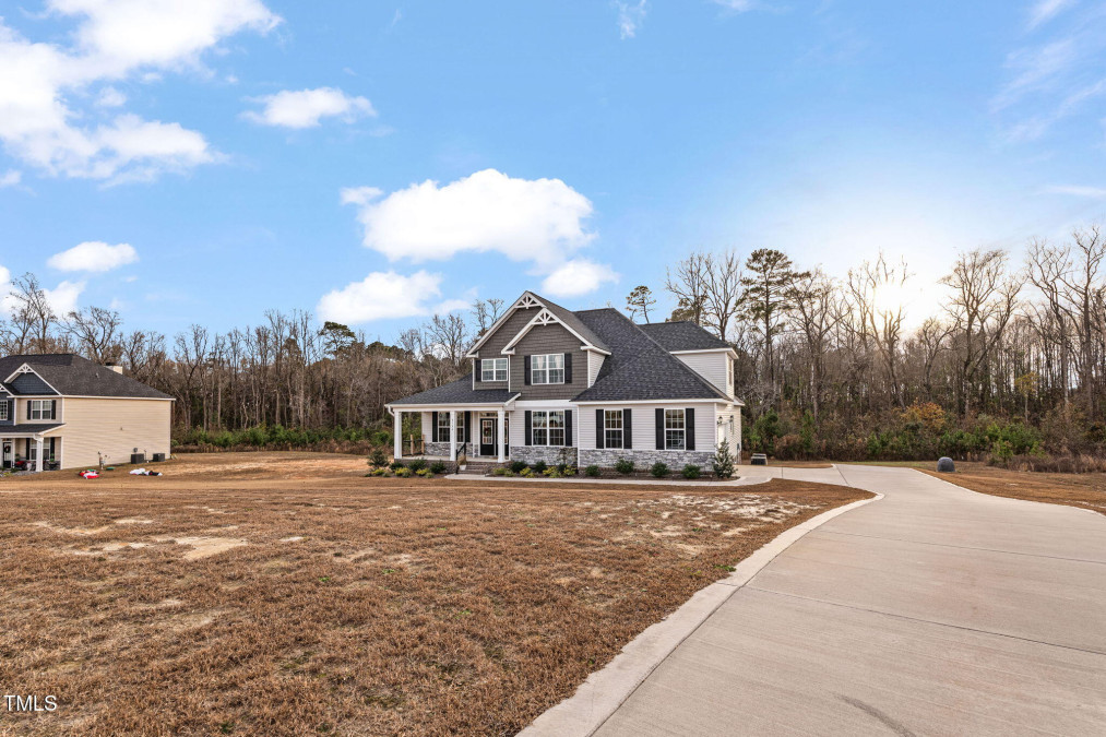 6124 Shannon Woods Way Hope Mills, NC 28348