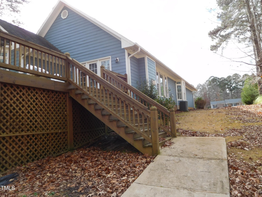 513 Port Dr Henderson, NC 27537