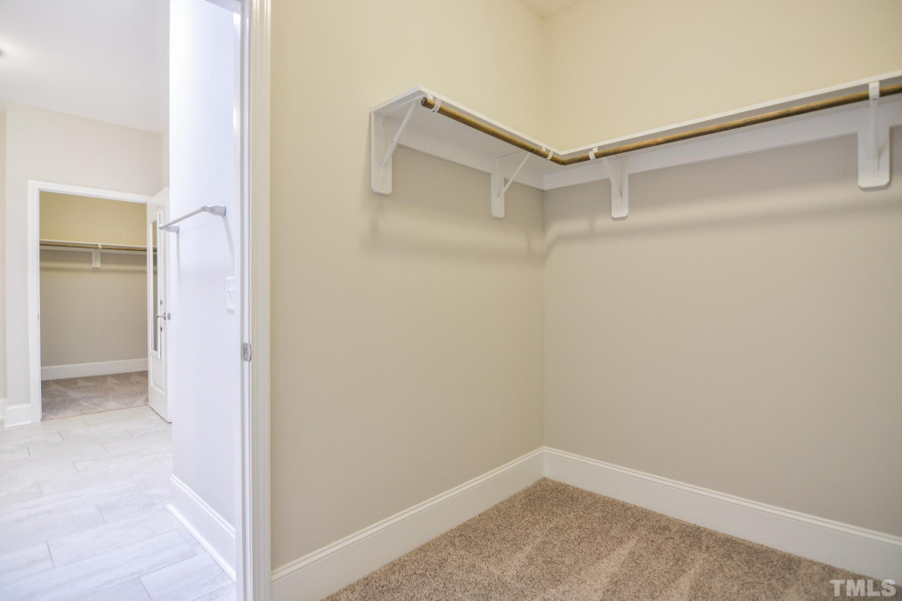 300 Bramble Ln Clayton, NC 27527