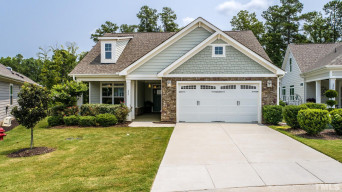 300 Bramble Ln Clayton, NC 27527