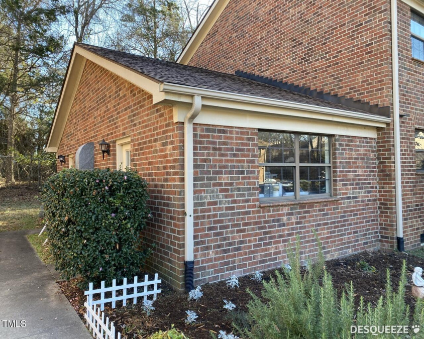 105 Fidelity St Carrboro, NC 27510