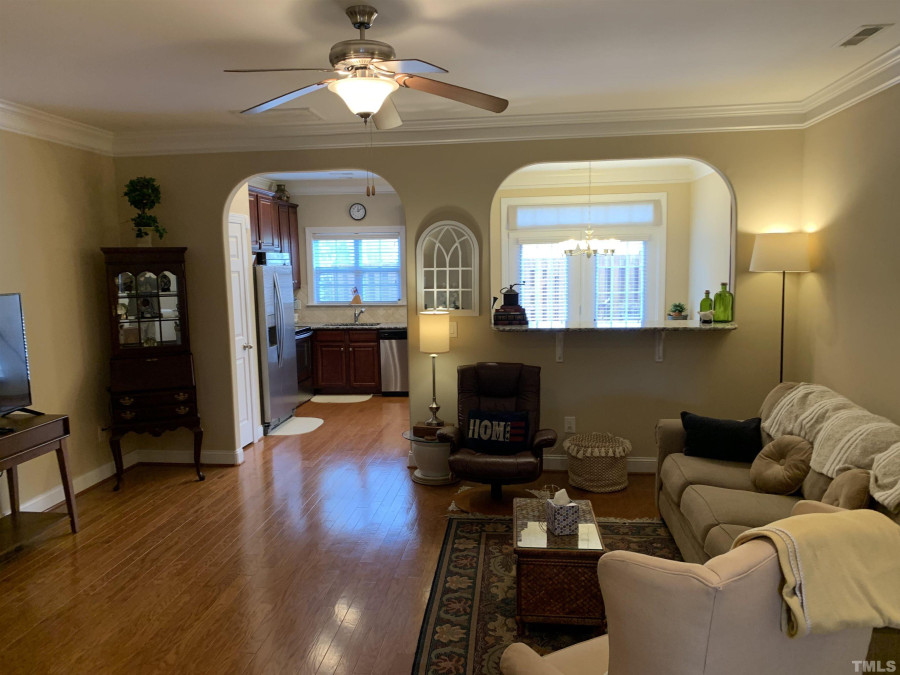 2725 Kingsbury Ct Burlington, NC 27215