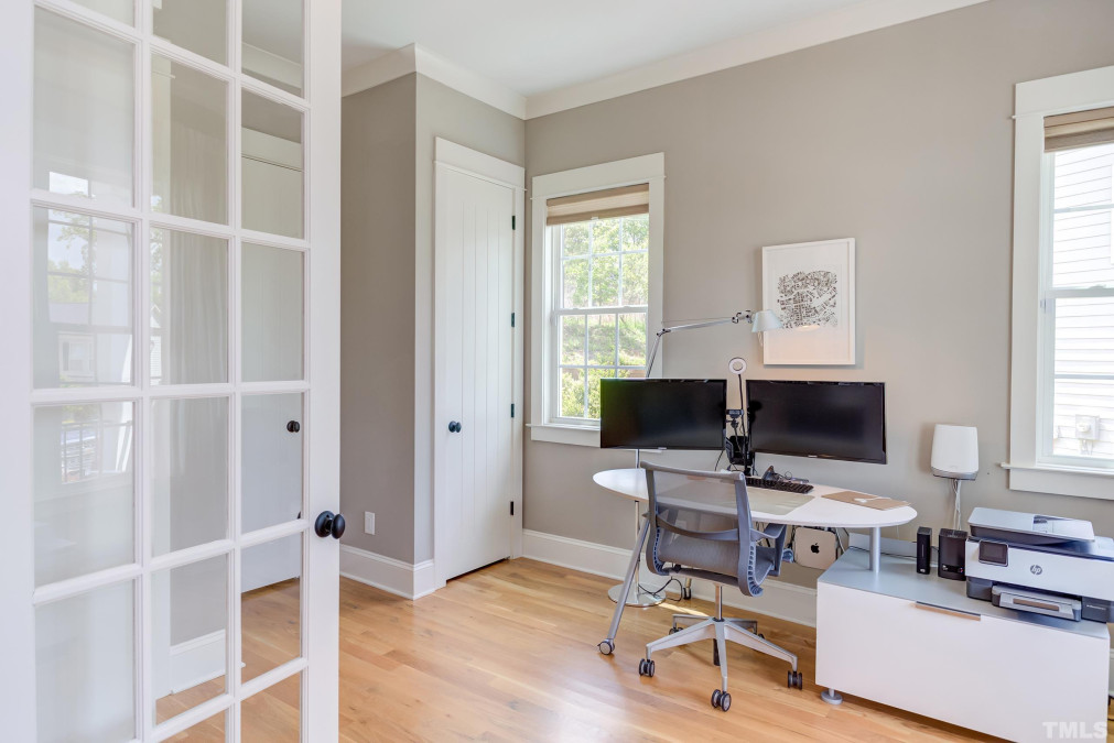 209 Everam Ct Chapel Hill, NC 27516