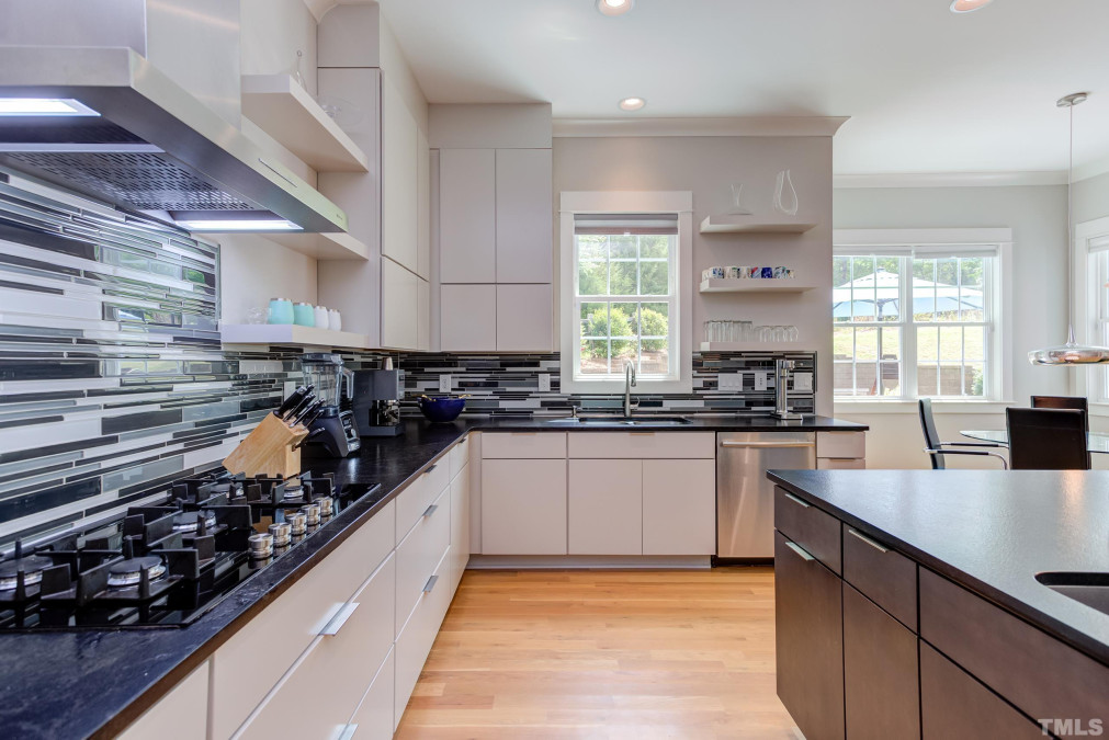 209 Everam Ct Chapel Hill, NC 27516
