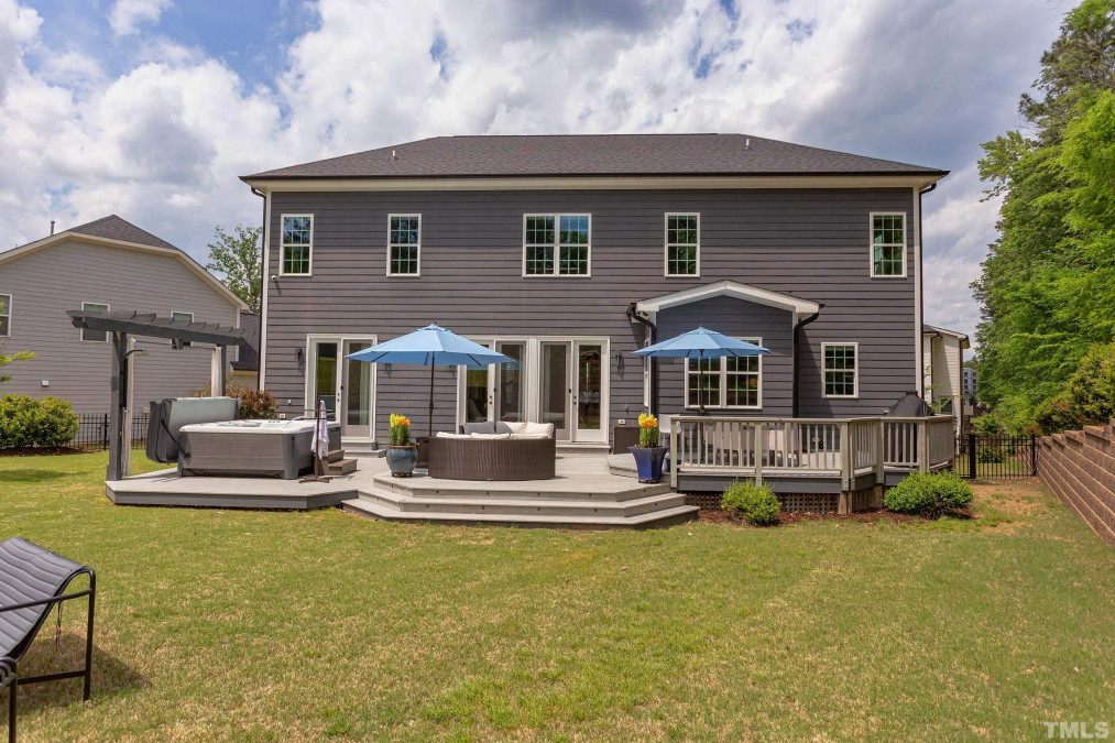 209 Everam Ct Chapel Hill, NC 27516