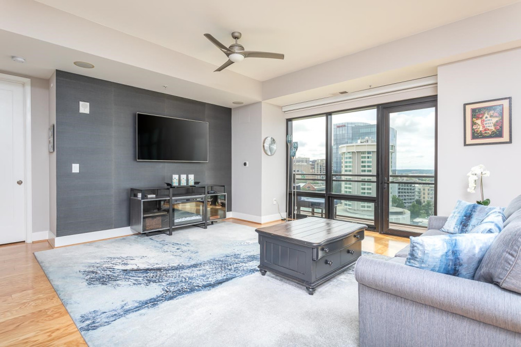 122 Harrington St Raleigh, NC 27603