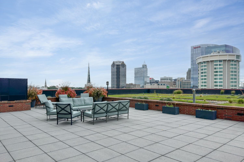 122 Harrington St Raleigh, NC 27603