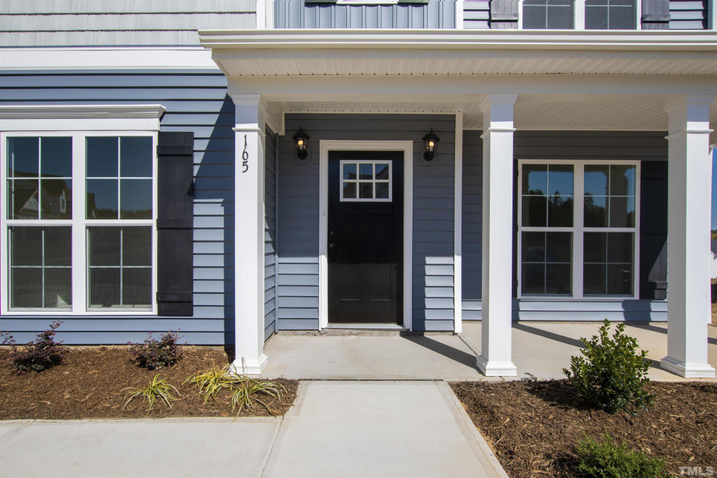 320 Oak Park Blvd Youngsville, NC 27596