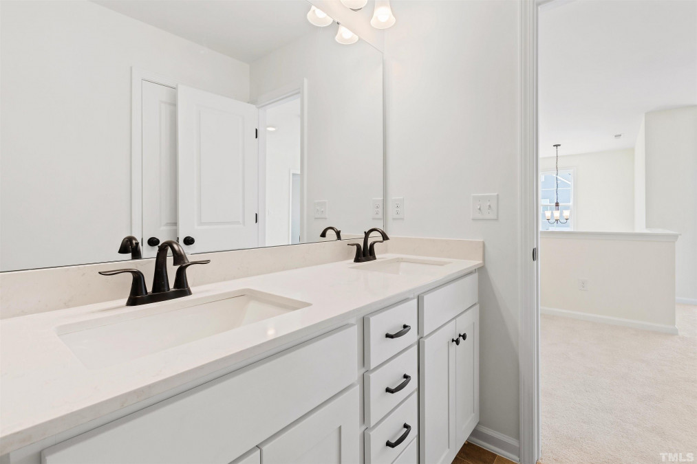 320 Oak Park Blvd Youngsville, NC 27596