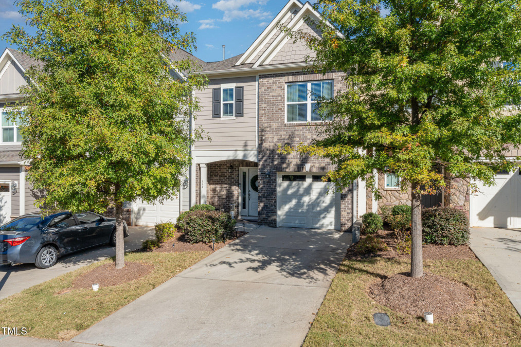 114 Writing Rock Pl Apex, NC 27539