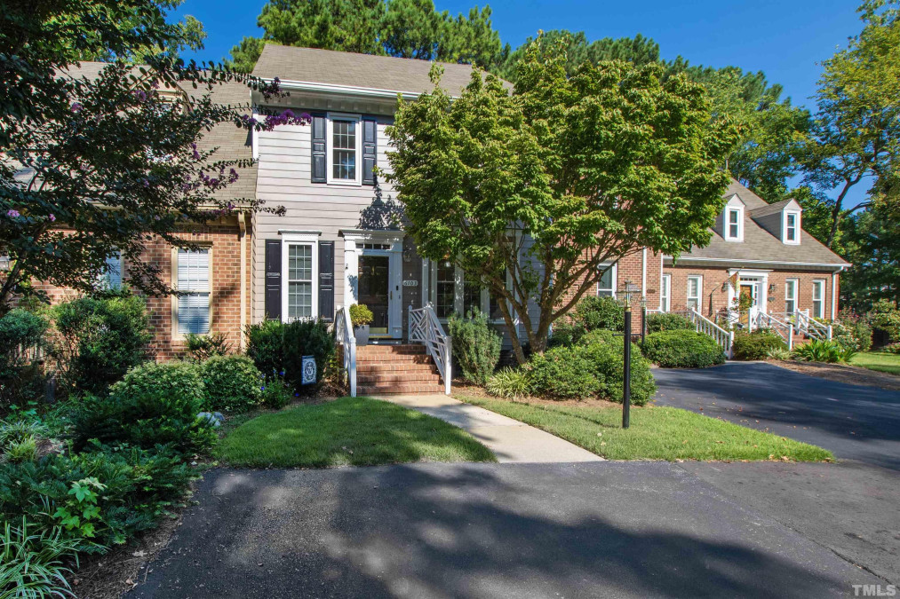 6103 Parker Croft Ct Raleigh, NC 27609