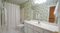 209 Harbor Creek Dr Cary, NC 27511