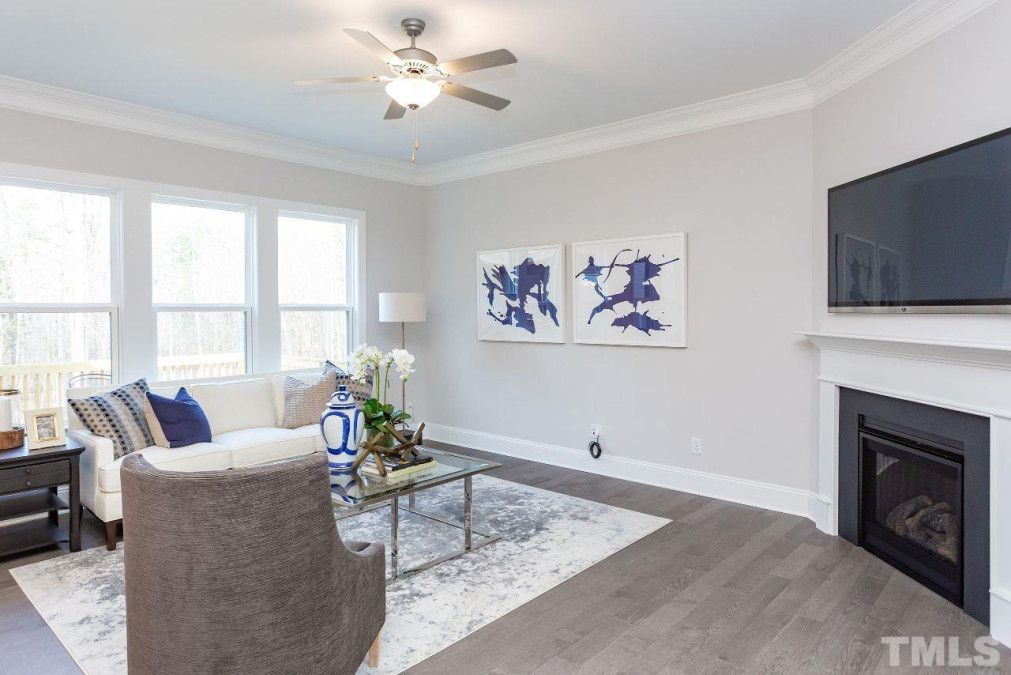 6829 Sleeping Meadow Ln Holly Springs, NC 27540