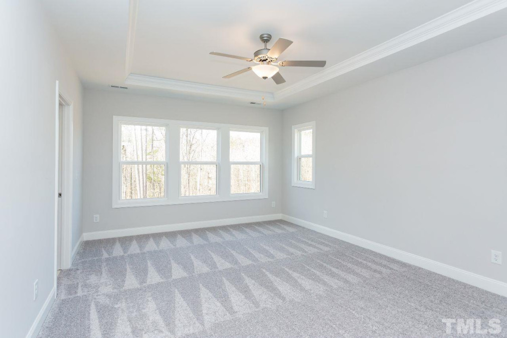 6829 Sleeping Meadow Ln Holly Springs, NC 27540