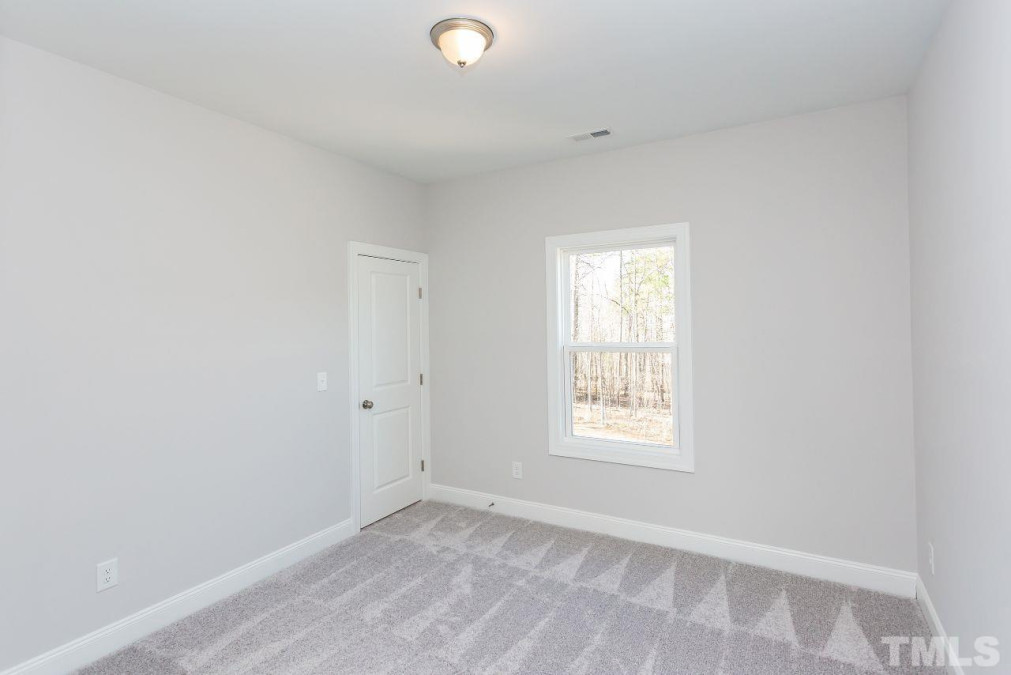 6829 Sleeping Meadow Ln Holly Springs, NC 27540