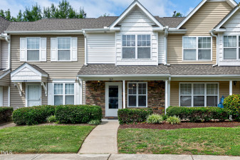 3821 Bison Hill Ln Raleigh, NC 27604