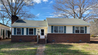 407 Green St Selma, NC 27576